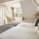 Watermead - Ridgestone * Troutbeck Bridge