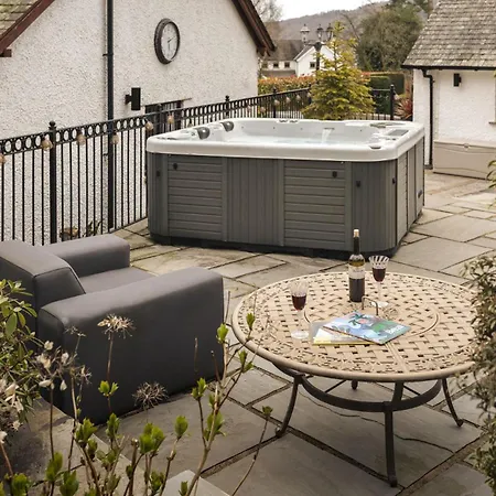 Watermead - Ridgestone * Troutbeck Bridge