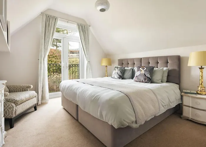 Watermead - Ridgestone * Troutbeck Bridge